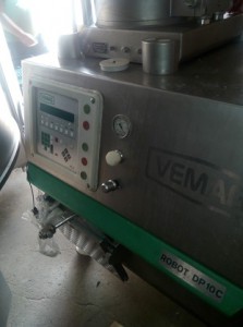 Шприц вакуумный VEMAG ROBOT DP 10  с загрузочным устройством